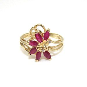 14K Yellow Gold Ring Size 7.5 Natural Ruby Diamond